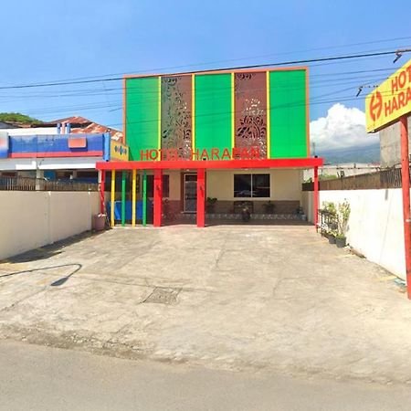 Urbanview Hotel Harapan Palopo Exterior foto